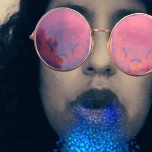 Meet your Posher, Mariela